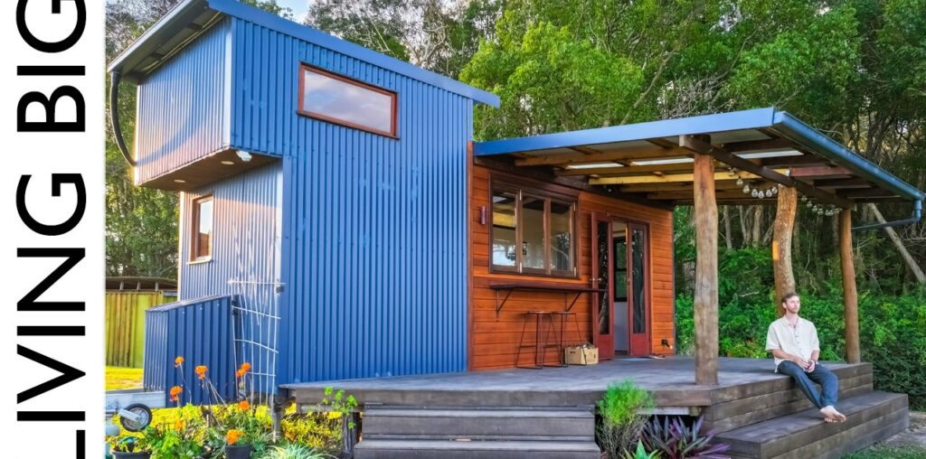 Zero Utility Bills And Ultimate Freedom In This Epic OFF-GRID Tiny House!