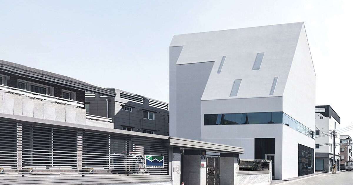 09A’s white gabled house shifts perceptions of the familiar in south korean neighborhood