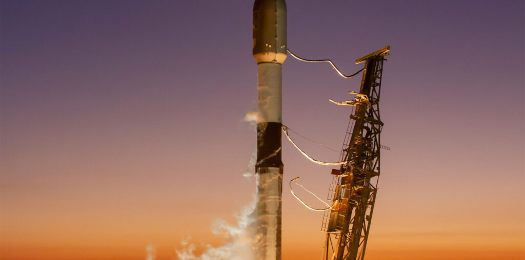 SpaceX prevails over ULA, wins military launch contracts worth $733 million