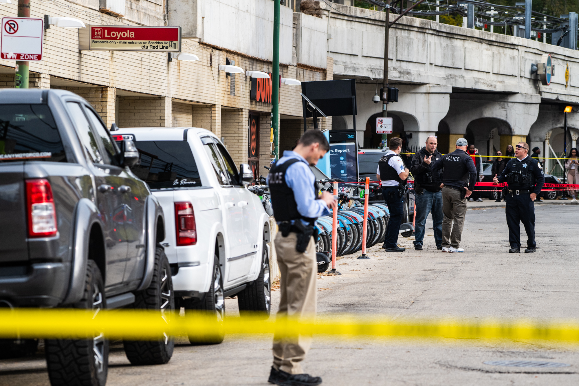 2 Shootings Wound 3 People Minutes Apart In Rogers Park, Edgewater Monday Afternoon 