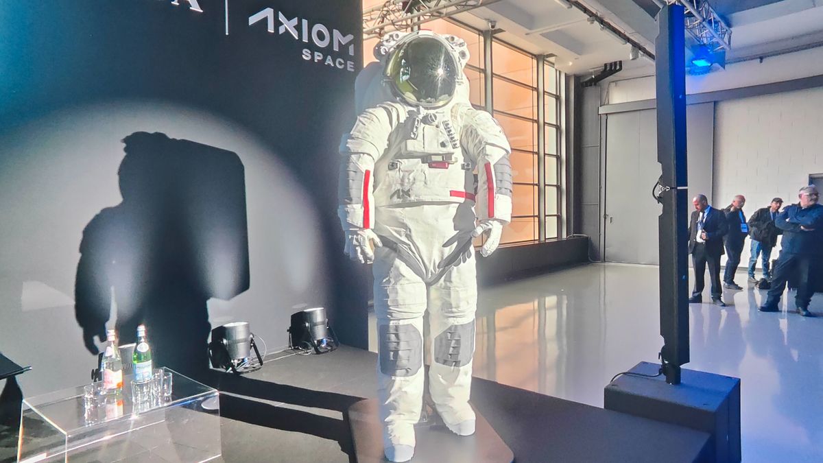 A 21st-century moon suit: Axiom Space’s lunar spacesuit sports 4G comms, Prada looks and Oakley visors for Artemis astronauts