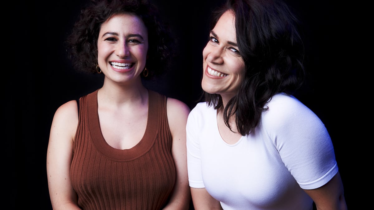 A scene from ‘Broad City’ birthed TikTok’s phrase of the week: ‘In da clerb, we all fam’