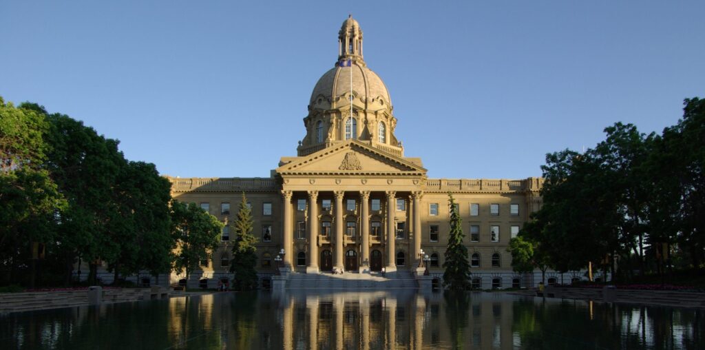 Alberta MLAs set to return to Legislature will heavy agenda