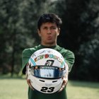 [Alex Albon] “Going back to my roots for my 100th GP with my first ever helmet back in my karting days. Still a @ValeYellow46 fanboy, and still the same size helmet. Onto the next 100! ”