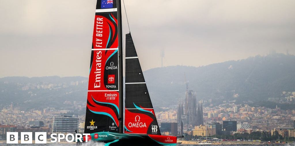 America's Cup: New Zealand take 4-0 lead over Great Britain in Barcelona