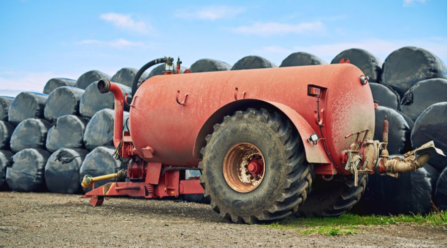 Annan farm fined for failing to maintain slurry storage   – Farmers Guide