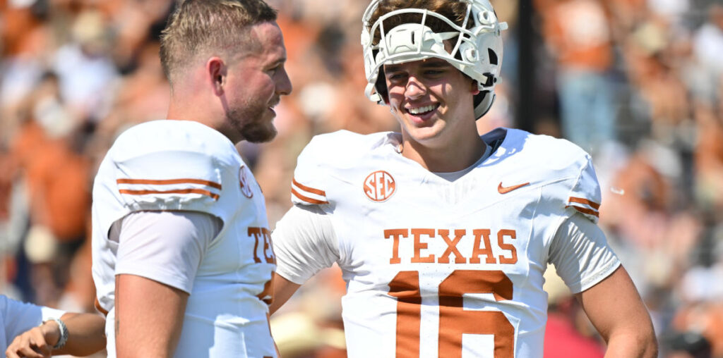 Arch Manning takes over for Quinn Ewers in second quarter of No. 1 Texas' game vs. No. 5 Georgia