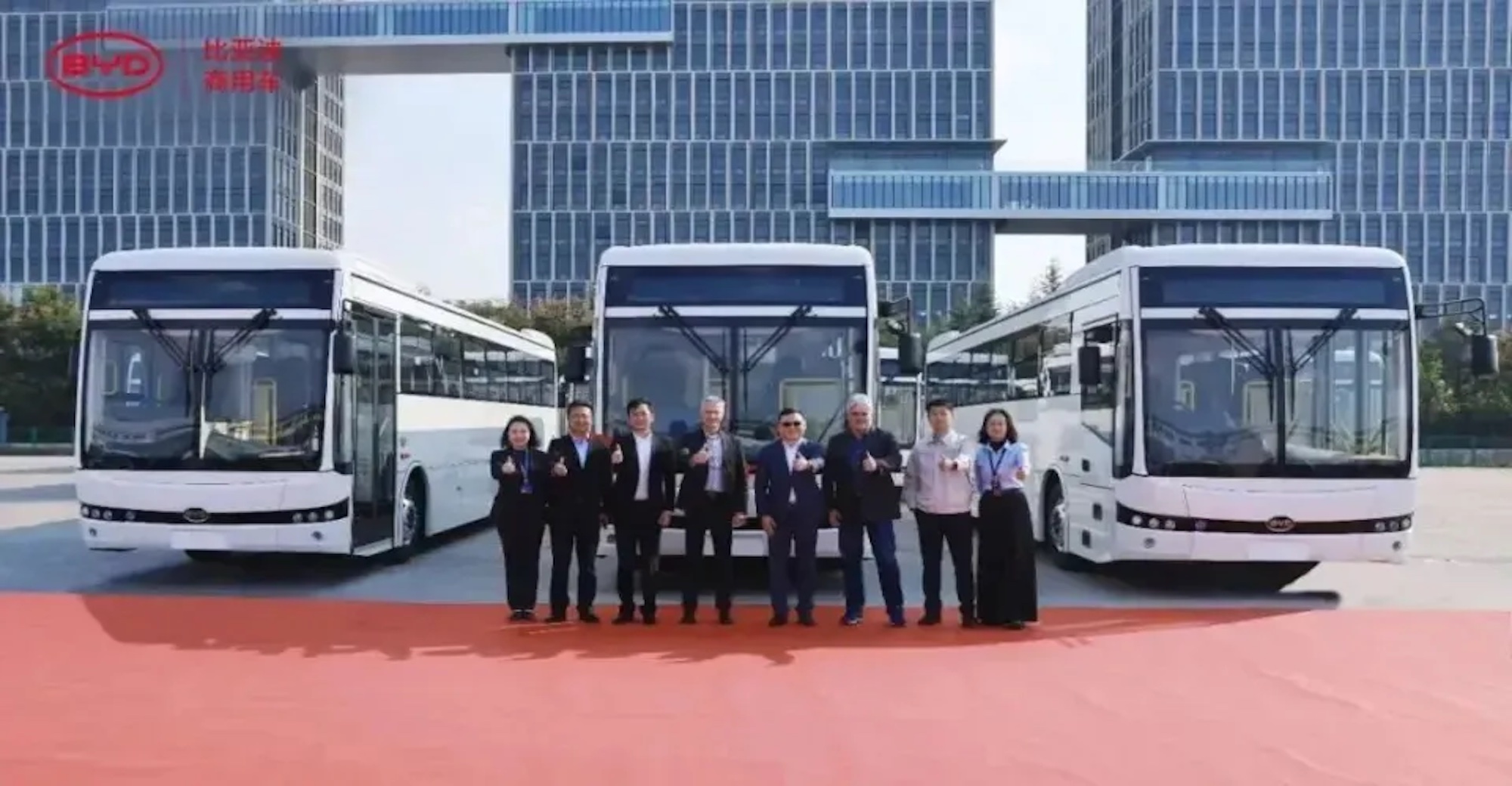 BYD Secures Order for 120 Electric Buses from South Africa; First Batch Rolls Off the Production Line – Pandaily