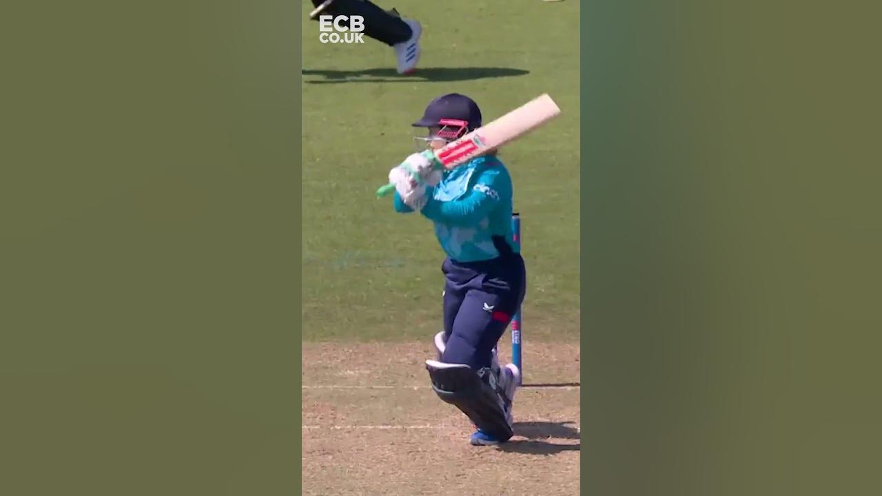 Boundary Hitting 🔥 | Tammy Beaumont at her Best! #shorts