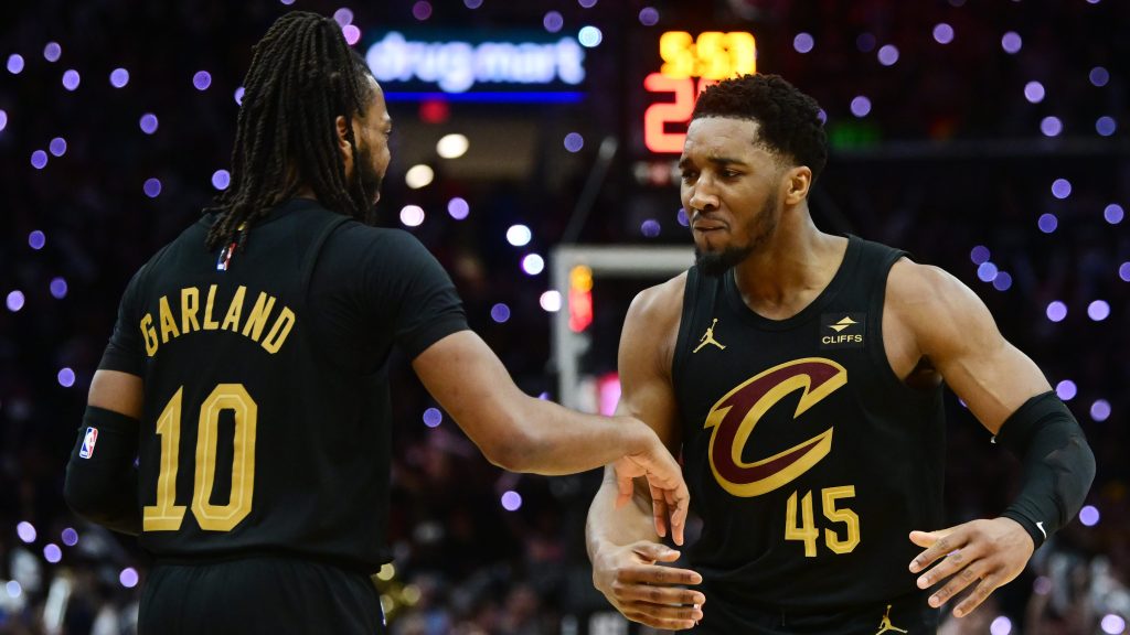 Cleveland Cavaliers at Toronto Raptors odds, picks and predictions