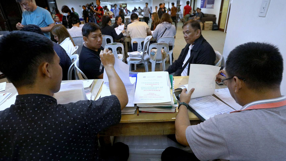 Comelec extends filing of petitions vs. nuisance candidates