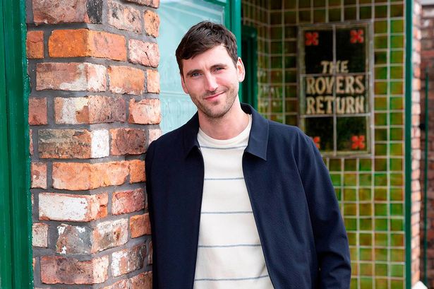 Coronation Street's Kit star's off-screen heartache after split from stunning girlfriend