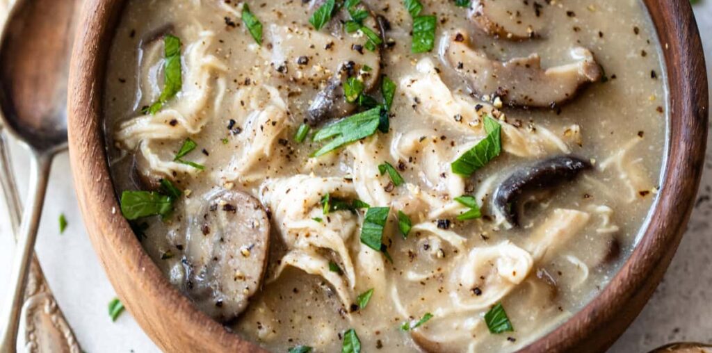 Creamy Chicken and Mushroom Soup