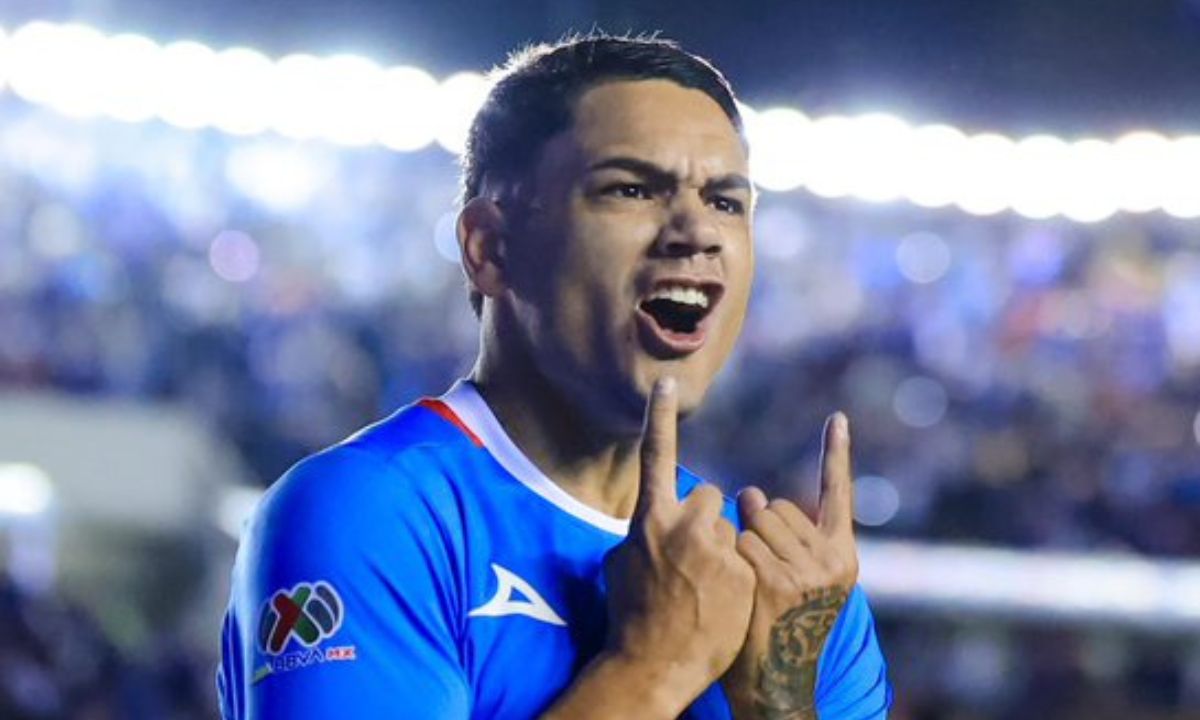 Cruz Azul golea a Juárez con regreso del “Toro” Fernández