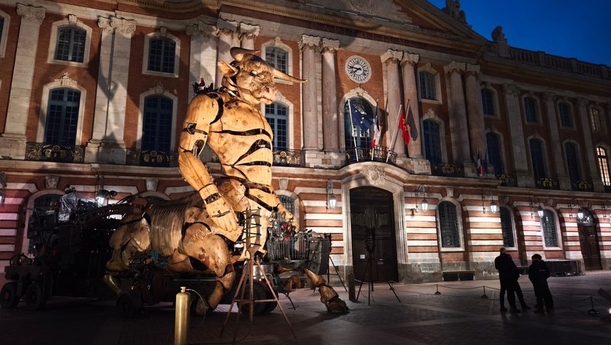 DIRECT. Spectacle de la Machine à Toulouse : suivez avec nous le réveil du Minotaure, de l’Araignée et de Lilith dans les rues de la Ville rose