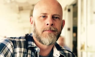 Dave Erickson Re-Ups Overall Deal With MTVE Studios As ‘Mayor Of Kingstown’ Opens Season 4 Writers Room