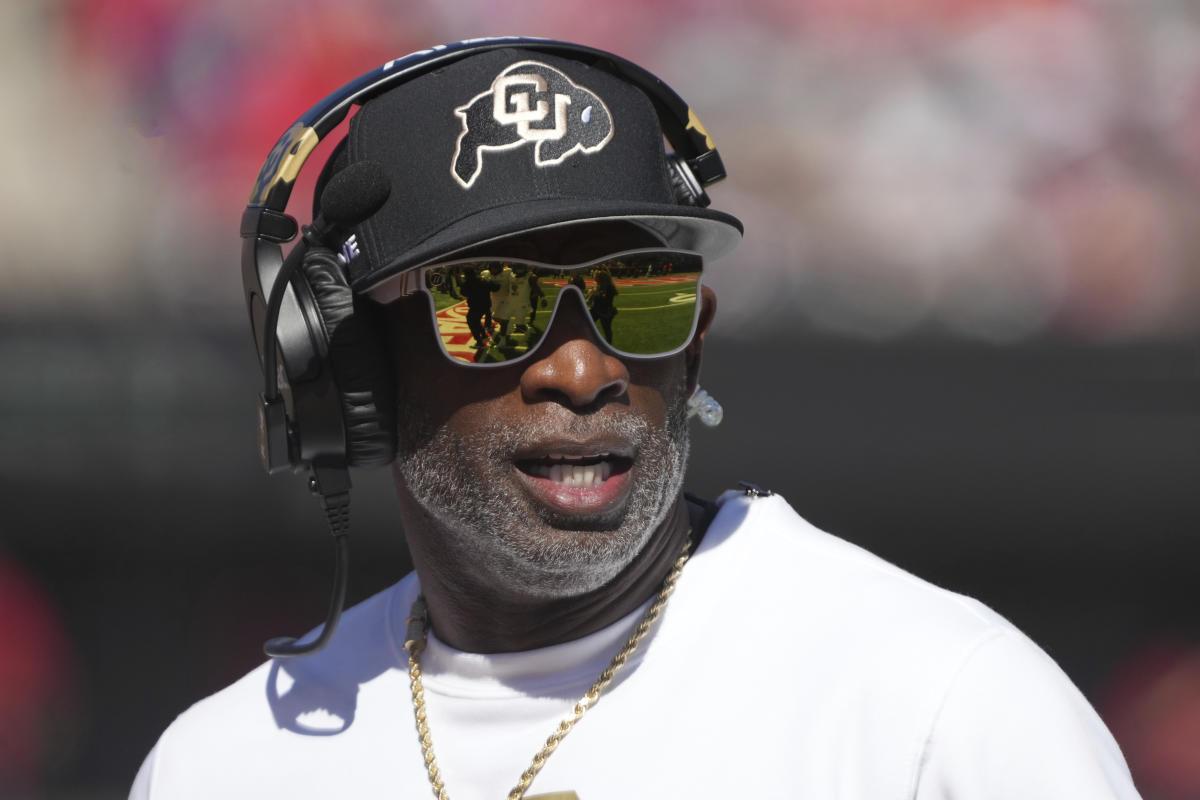 Deion Sanders can’t resist jab at Barack Obama for saying Colorado had ‘a couple good players’