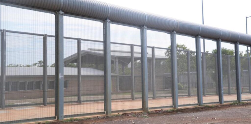 Emergency inmate shift planned for crowded NT prisons