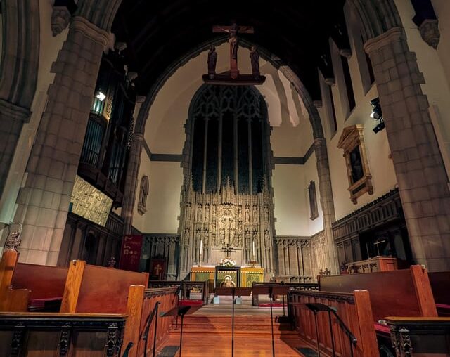 Emmanuel Church, Baltimore during an intermission at a Voces8 concert