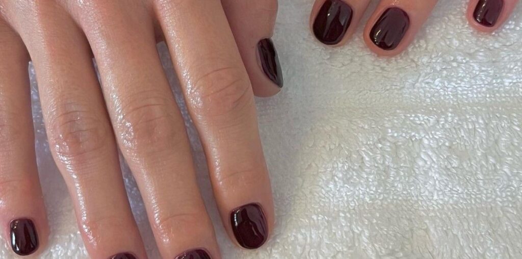 Even the Chicest People Can't Agree on This "Controversial" Manicure—6 Alts They're Choosing