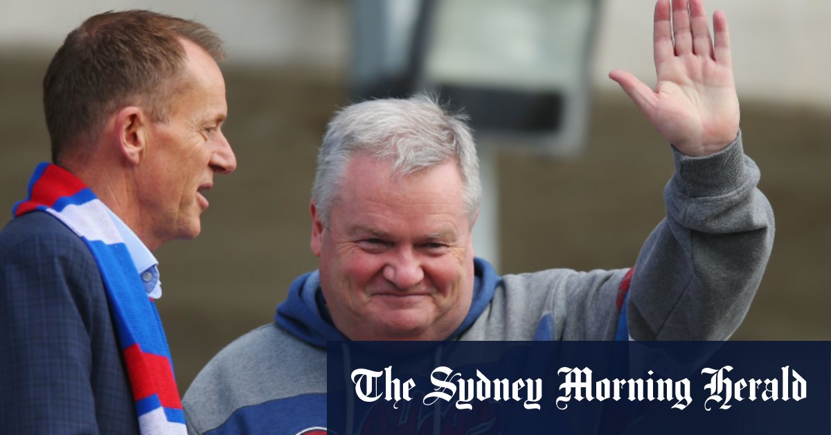 Ex-Bulldogs president Peter Gordon assists Pucovski concussion case, requests medical records