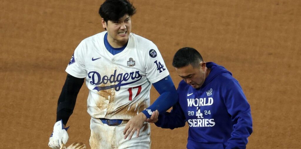 Game 2 takeaways: Dodgers take 2-0 World Series lead, but Ohtani exits with injury