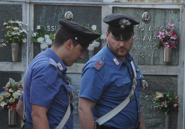 Giallo a Chieti, pensionata trovata morta davanti alla tomba di famiglia: il macabro ritrovamento