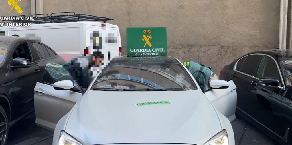 Guardia Civil seizes 98 stolen luxury cars