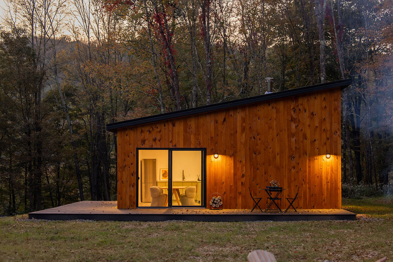 Hillcrest House Offers a Solar-Powered Escape in West Catskills