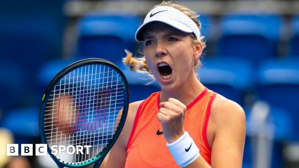 Hong Kong Open: Katie Boulter beats Wang Xiyu to reach quarter-finals