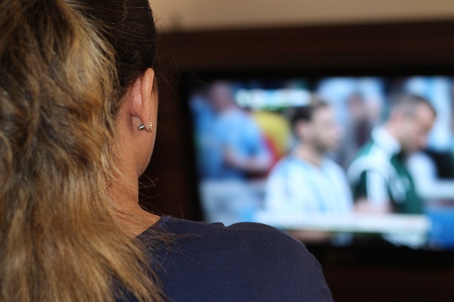 How to Reduce the Cable TV Triple Play Bill