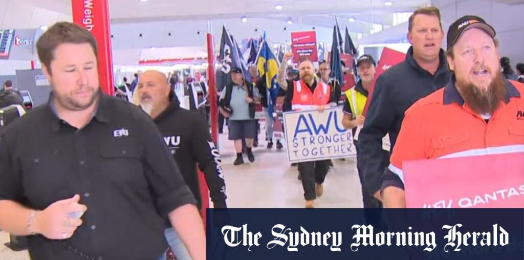 Hundreds of Qantas workers strike