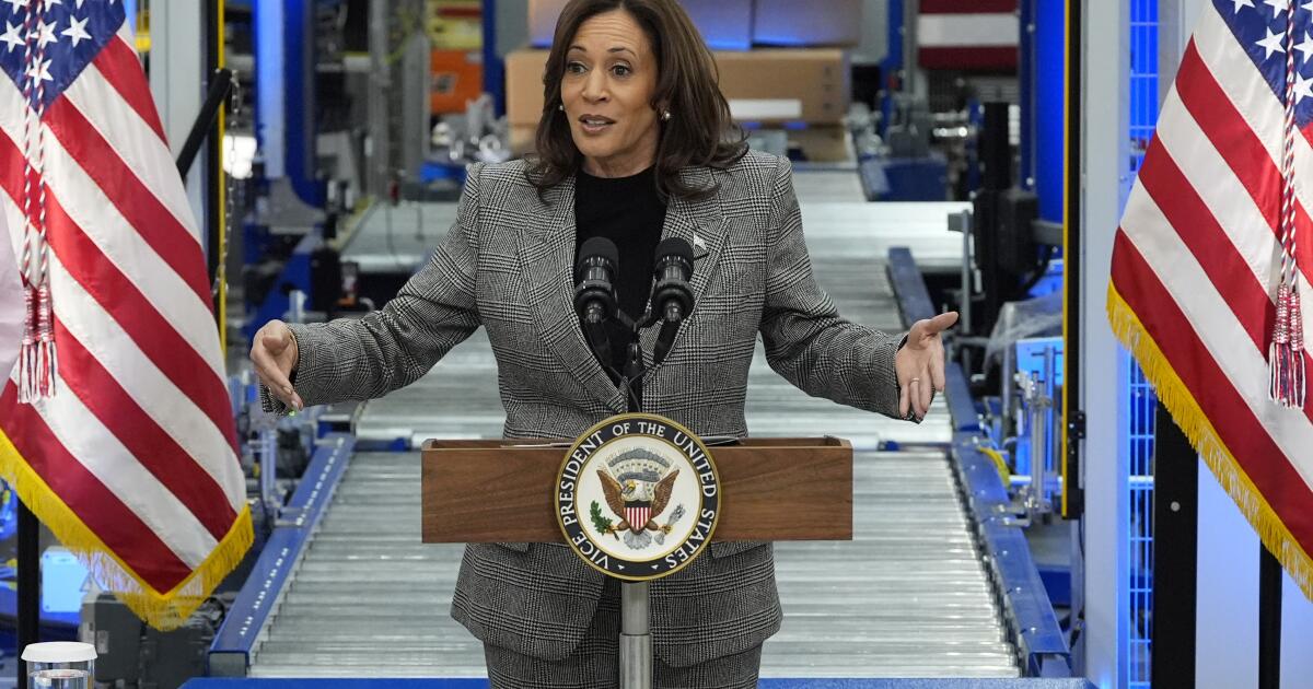 Kamala Harris to deliver closing argument at site of Trump’s pre-insurrection rally