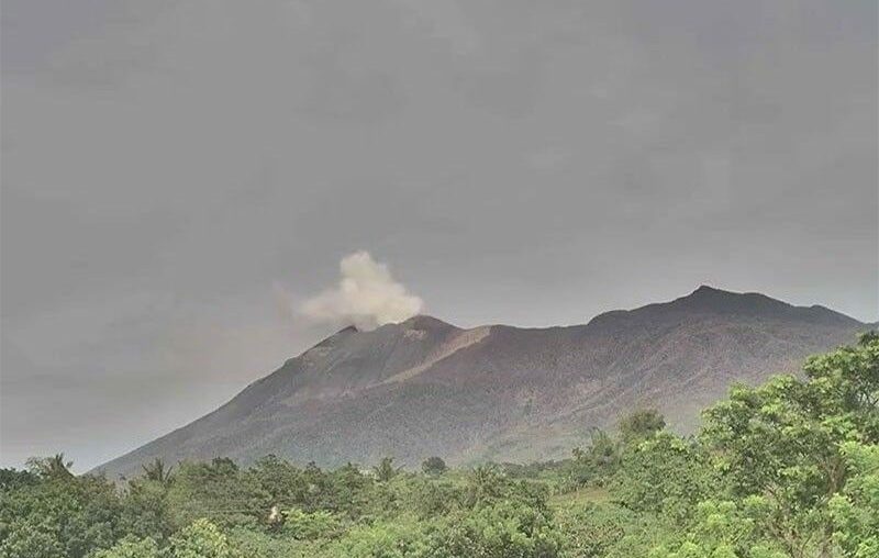 Kanlaon Volcano logs 64 volcanic-tectonic earthquakes on October 31