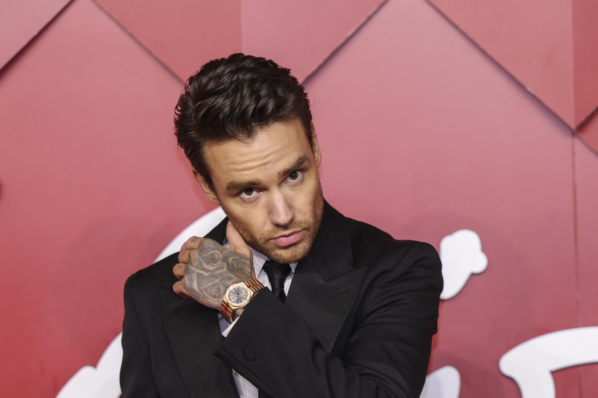 Liam Payne degli One Direction morto a Buenos Aires, aveva 31 anni: caduto dal terzo piano di un hotel