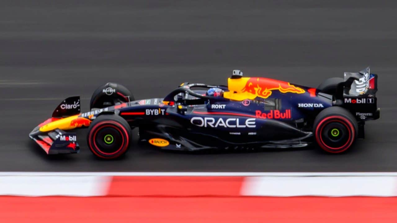 Max Verstappen torna velocissimo, partirà in pole nella Sprint Race del GP Austin: Leclerc terzo