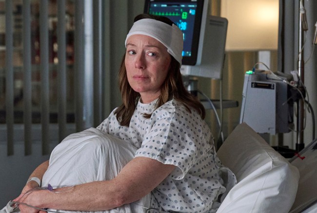 Molly Parker Is Amnesic Doc Who Wants to Get Her Life Back in Fox Drama Trailer