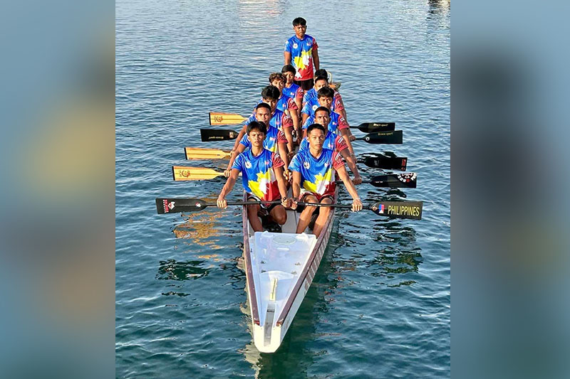 National dragon boat team being transported in dump truck angers Filipinos