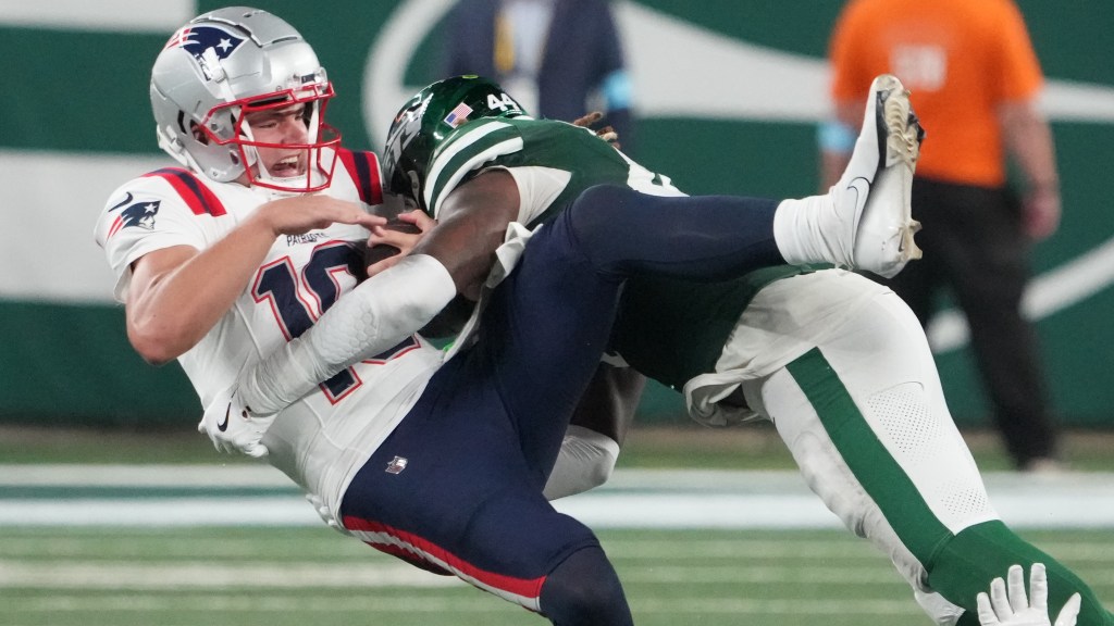 New York Jets at New England Patriots odds, picks and predictions