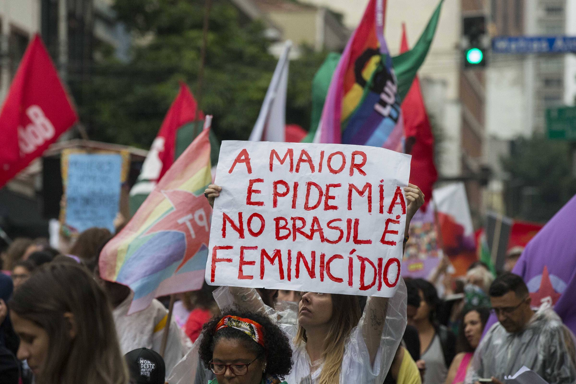 Opinião – Ana Fontes: Aumento de pena para o feminicídio