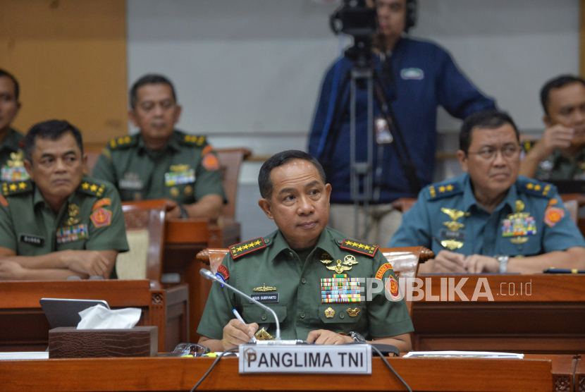 Panglima TNI Rotasi Sejumlah Perwira Tinggi Termasuk Danpaspampres, Ini Nama-Namanya |Republika Online