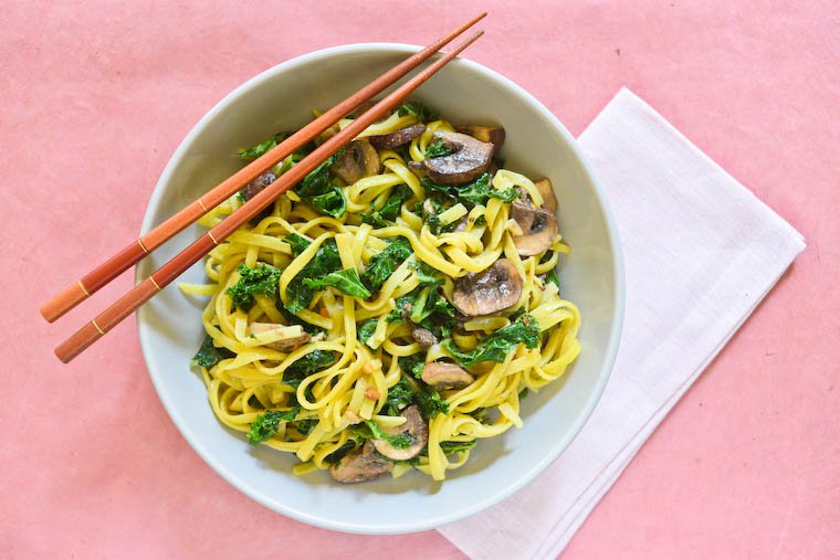 Peanut Noodles with Kale and Mushrooms Recipe | Chocolate & Zucchini