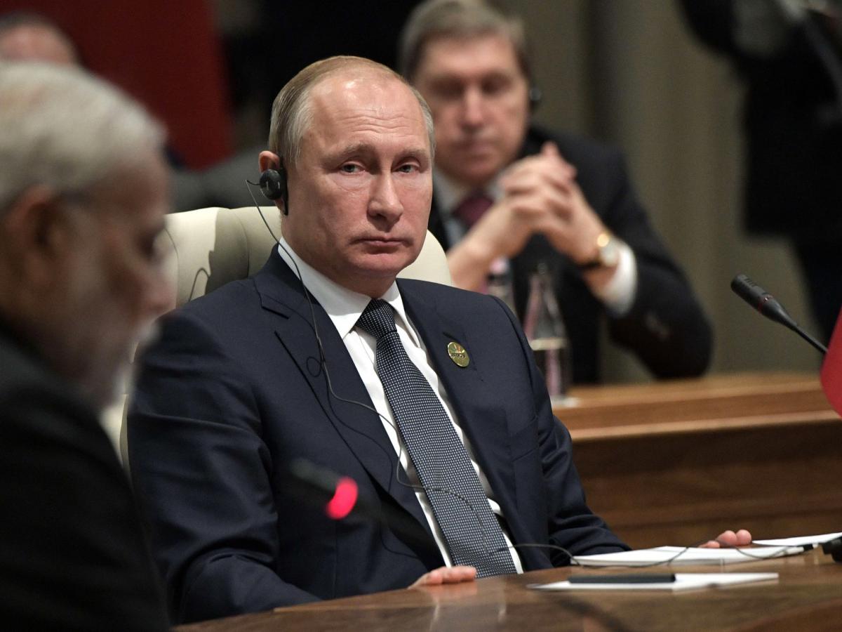 Putin: Russia will never let Ukraine build nuclear bombs