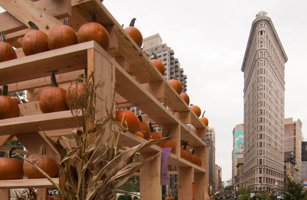 Quiz: Which city is this at Halloween?