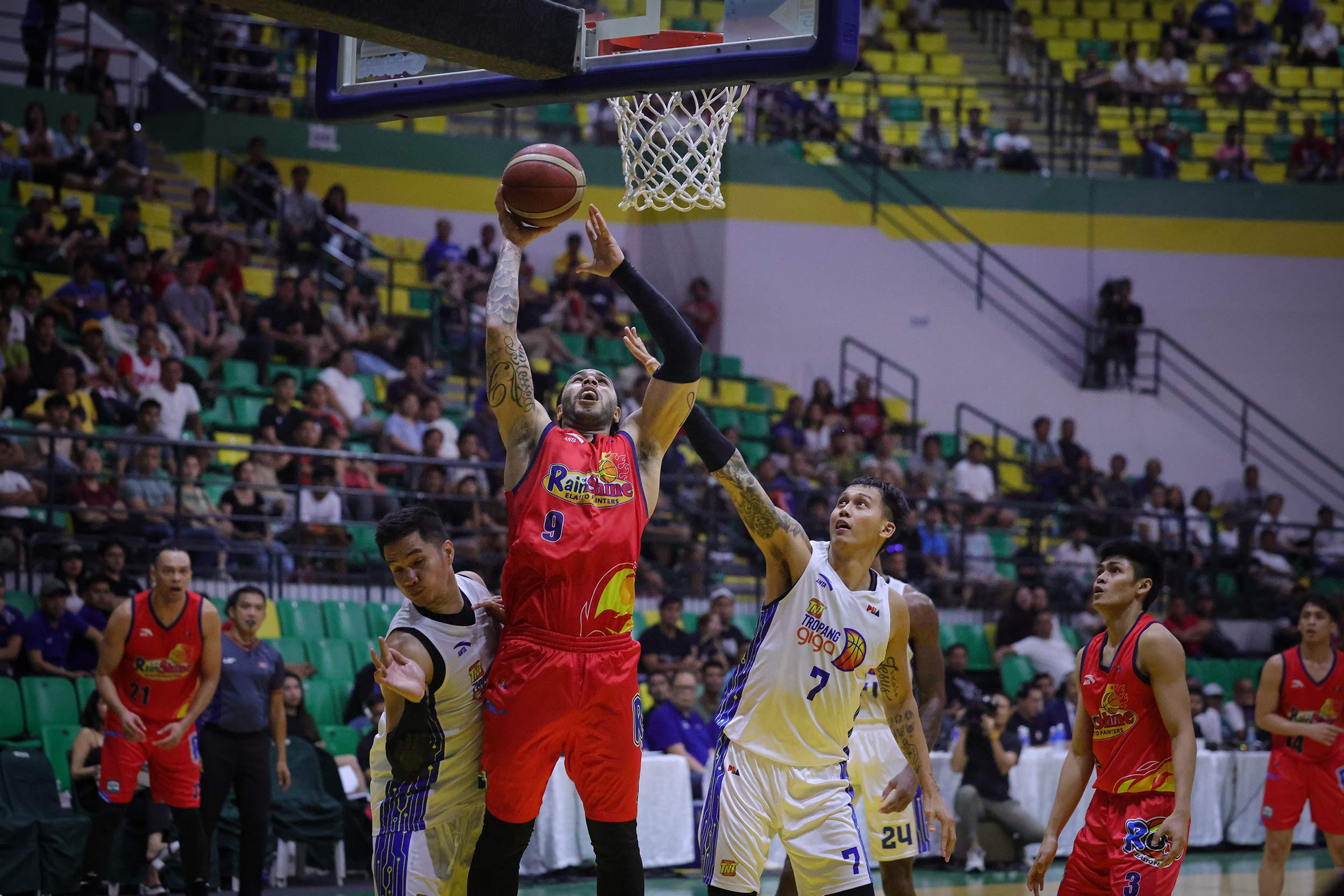 ROS finally breaks through vs TNT; Ginebra retakes semis lead