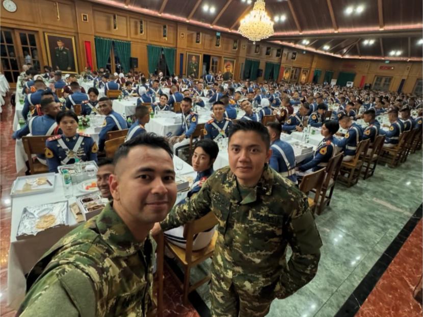 Raffi Ahmad Bagikan Momen di Akmil Magelang, Foto Bareng Mayor Teddy |Republika Online