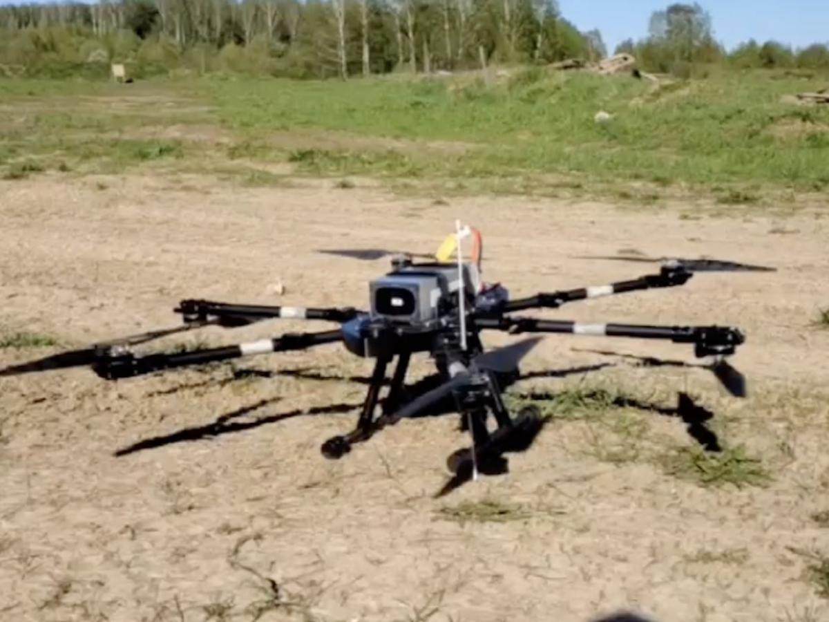 Russian fibre optic drone Knyaz Vandal annihilates column of Ukrainian vehicles