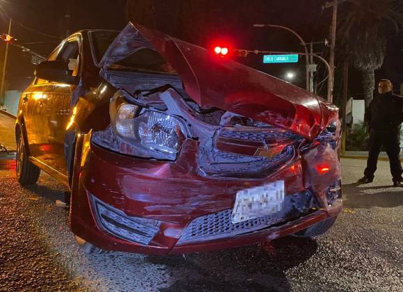 Saltillo: choque múltiple deja dos vehículos en pérdida total