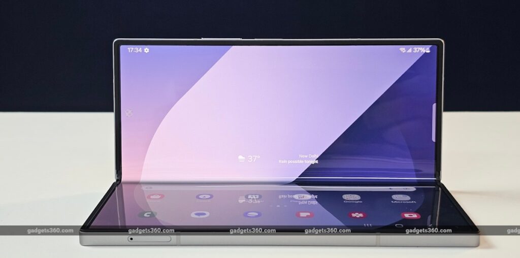 Samsung Galaxy Z Fold 6 Special Edition Supposed Renders Show Triple Rear Camera Unit, Flat Frame