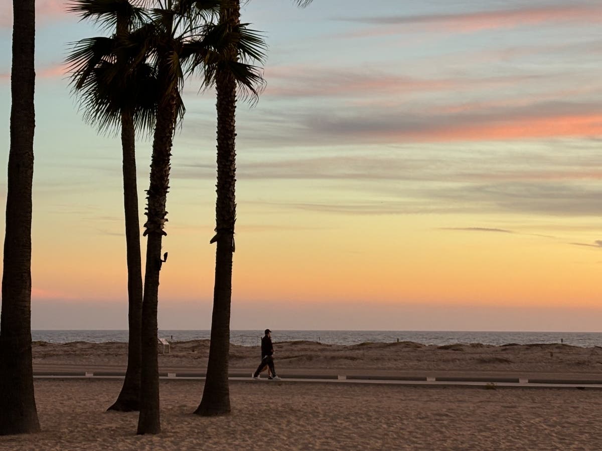 Santa Monica Sunsets Before And After The I Do’s: Photos Of The Day